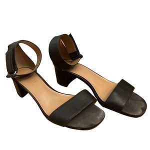 Franco Sarto black sandals size 7
